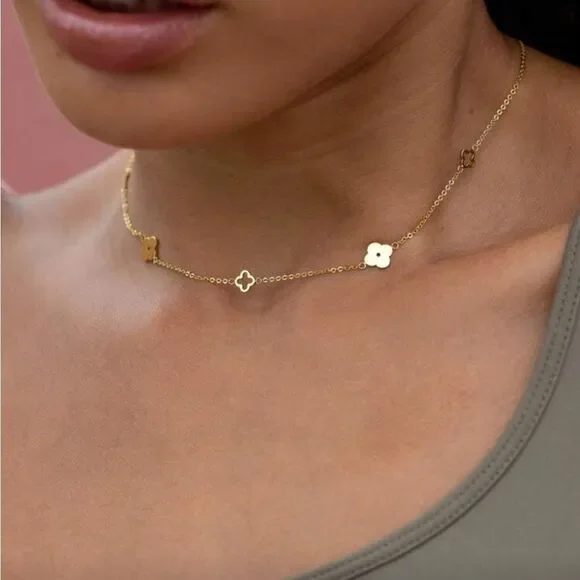 Flower Necklace Q354 - Picture 2 of 7